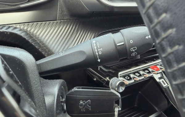 peugeot-208-1-5-bluehdi-100ch-s-s-style - 168744686