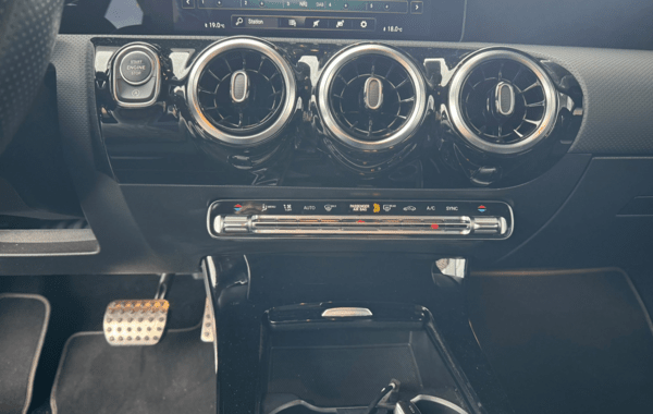 mercedes-classe-a-180-136ch-amg-line-7g-dct - 168854686