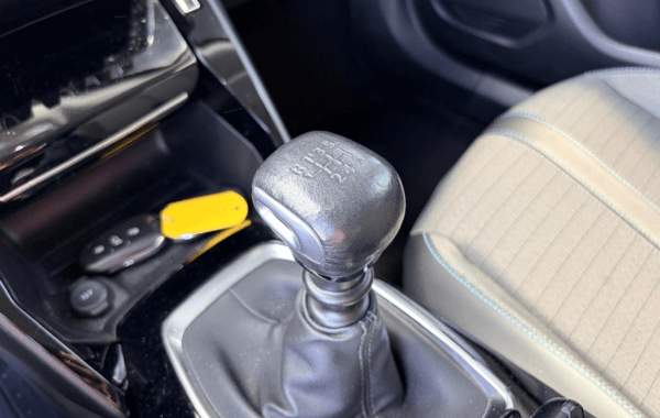 peugeot-2008-1-2-puretech-130ch-s-s-allure - 168954686