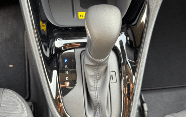 toyota-yaris-116h-design-5p-my25 - 169174686