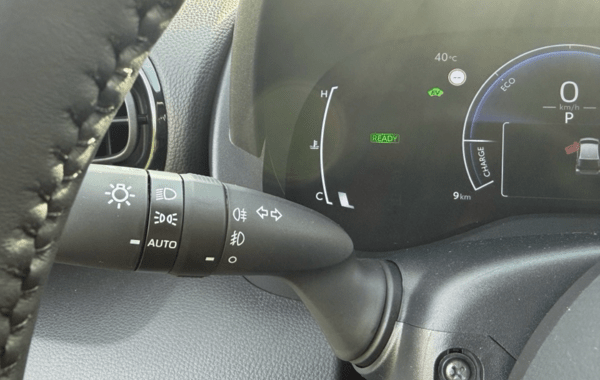 toyota-yaris-116h-design-5p-my25 - 169174686
