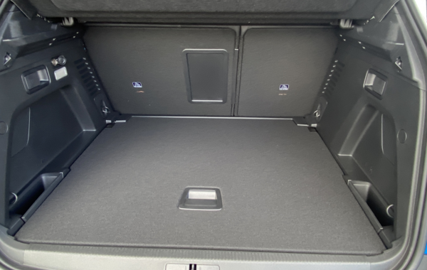 peugeot-3008-1-2-puretech-130ch-s-s-gt-eat8 - 82194686