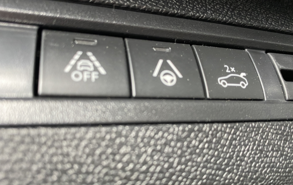 peugeot-3008-1-2-puretech-130ch-s-s-gt-eat8 - 82194686