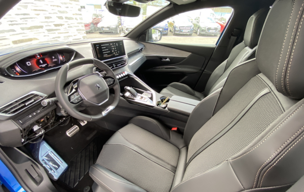 peugeot-3008-1-2-puretech-130ch-s-s-gt-eat8 - 82194686
