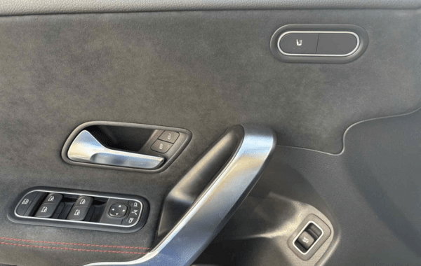 mercedes-cla-shooting-brake-200-163ch-amg-line-7g-dct - 1001574713