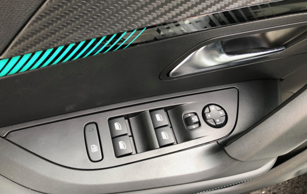 peugeot-2008-1-2-puretech-100ch-s-s-allure - 631754713
