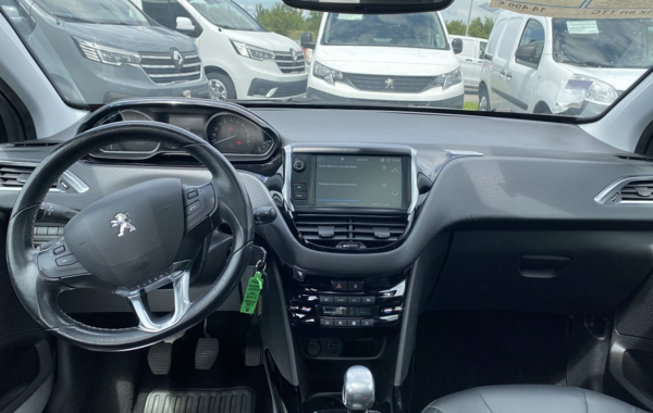 peugeot-2008-1-2-puretech-130ch-e6-c-allure-s-s - 703634713