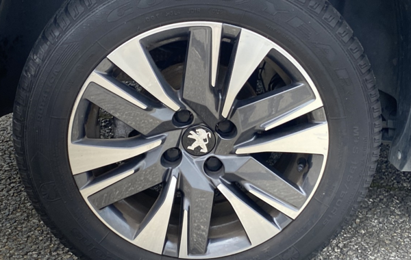 peugeot-2008-1-2-puretech-130ch-e6-c-allure-s-s - 703634713