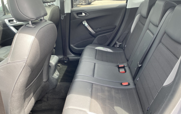 peugeot-2008-1-2-puretech-130ch-e6-c-allure-s-s - 703634713