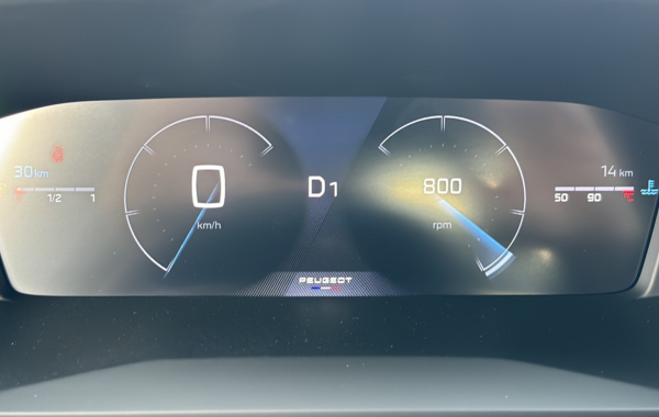 peugeot-2008-1-2-puretech-130ch-s-s-allure-eat8 - 710344713