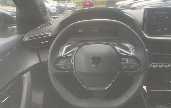 peugeot-2008-1-2-puretech-130ch-s-s-allure-eat8 - 710944713