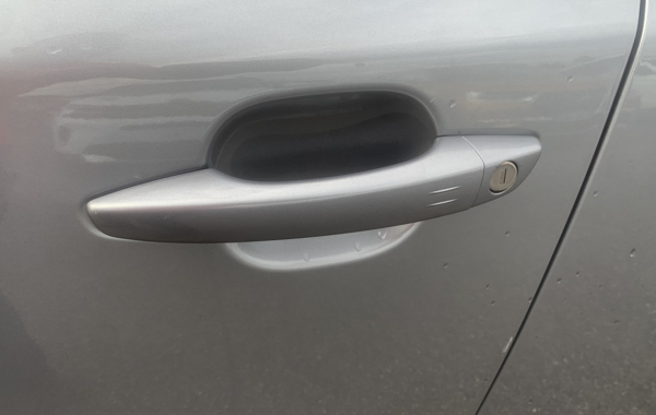 peugeot-2008-1-2-puretech-130ch-s-s-allure-eat8 - 710944713