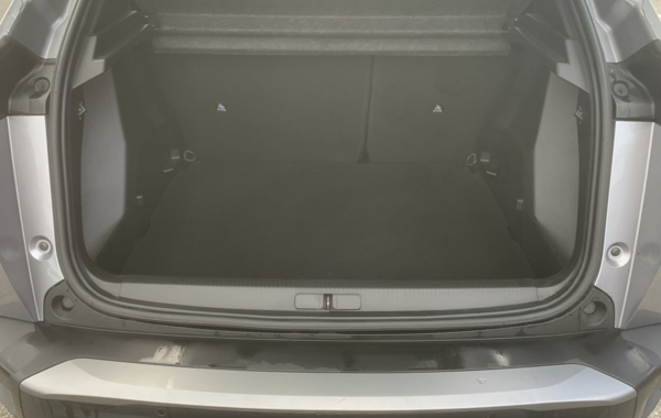peugeot-2008-1-2-puretech-130ch-s-s-allure-eat8 - 710944713