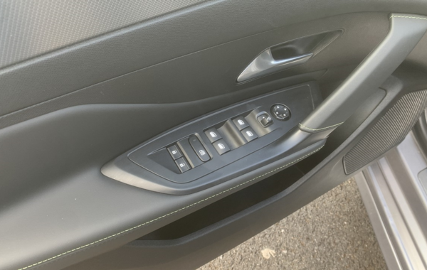 peugeot-308-1-5-bluehdi-130ch-s-s-gt-eat8 - 719104713