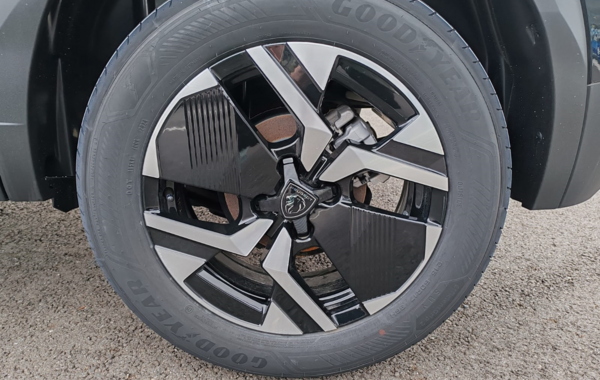 peugeot-2008-1-2-puretech-130ch-s-s-gt-eat8 - 752374713