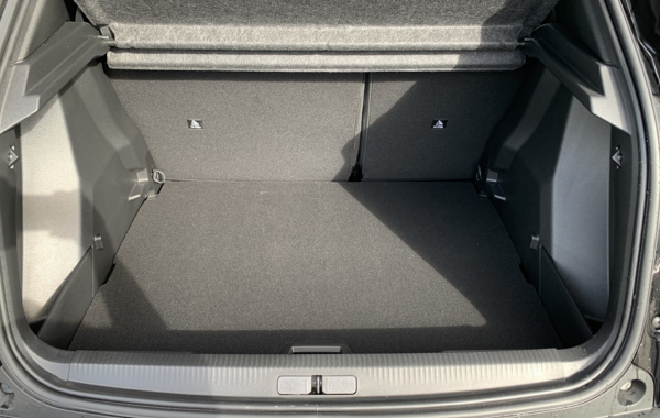 peugeot-2008-1-2-puretech-130ch-s-s-allure-eat8 - 774654713