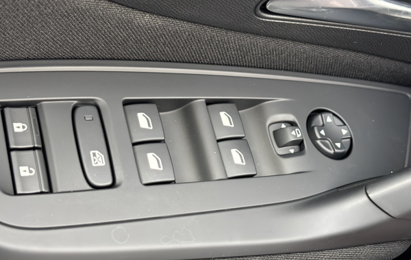 peugeot-308-1-2-puretech-130ch-s-s-active-pack - 775494713