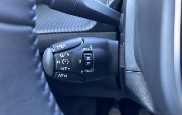 peugeot-2008-1-2-puretech-100ch-s-s-allure - 777534713
