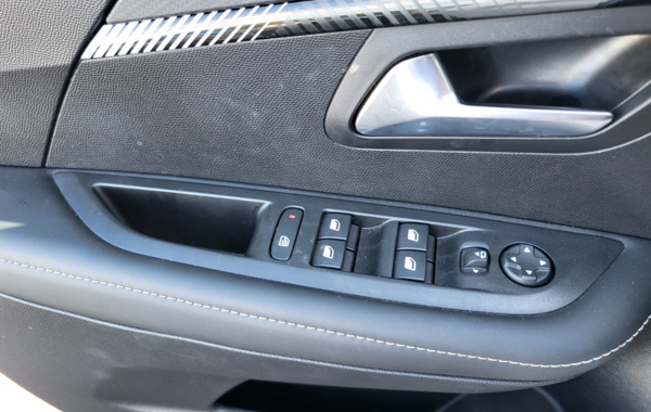 peugeot-208-1-2-puretech-100ch-s-s-allure - 779654713