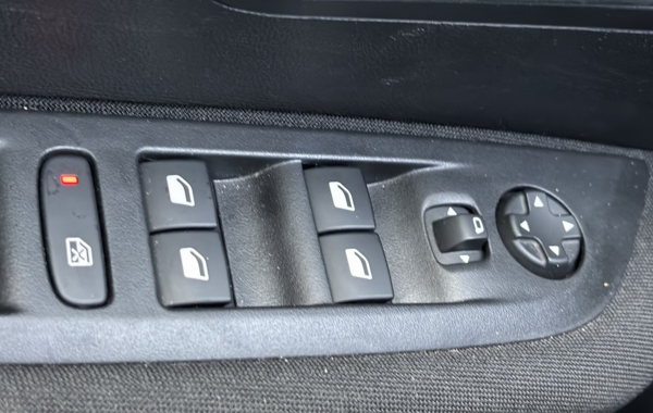 peugeot-208-1-2-puretech-100ch-s-s-active - 779814713