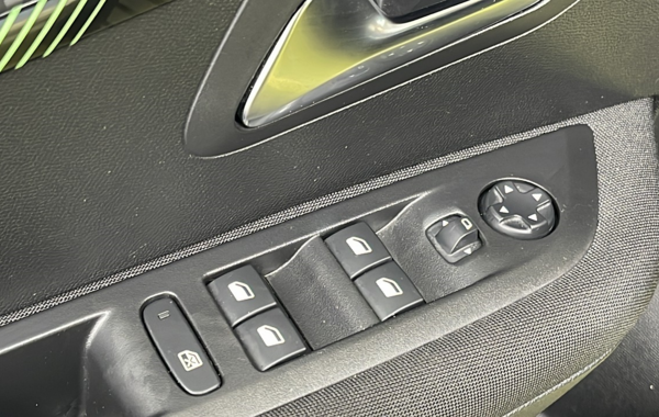 peugeot-208-1-2-puretech-100ch-s-s-active - 779874713
