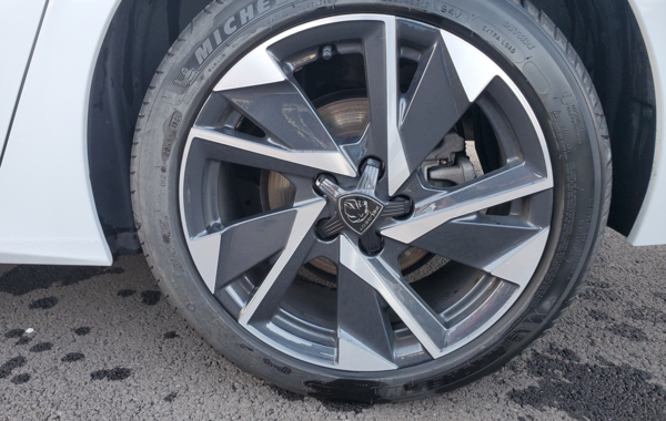 peugeot-308-1-5-bluehdi-130ch-s-s-allure-eat8 - 781344713
