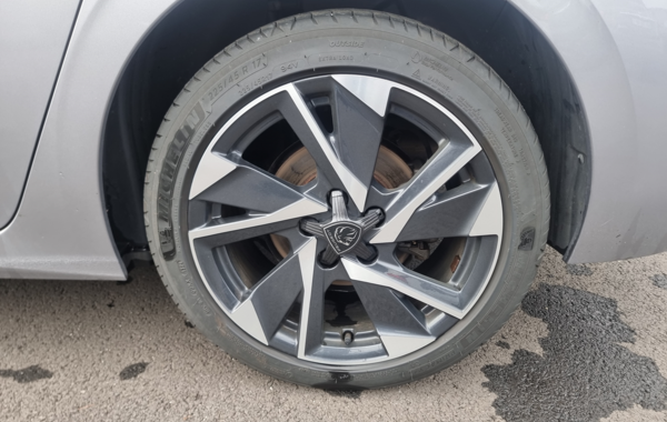 peugeot-308-1-5-bluehdi-130ch-s-s-allure-eat8 - 781394713