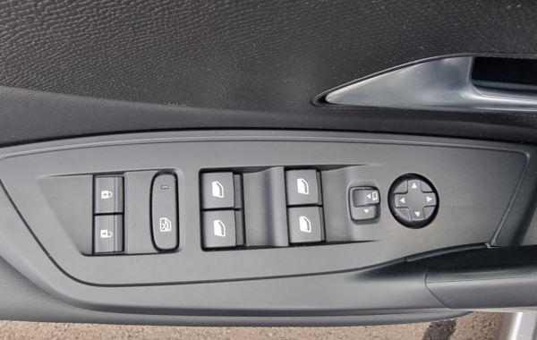 peugeot-308-1-5-bluehdi-130ch-s-s-allure-eat8 - 781394713