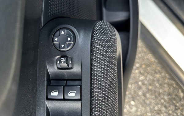 citroen-c3-aircross-bluehdi-100ch-s-s-shine-business-e6-d-temp - 783274713