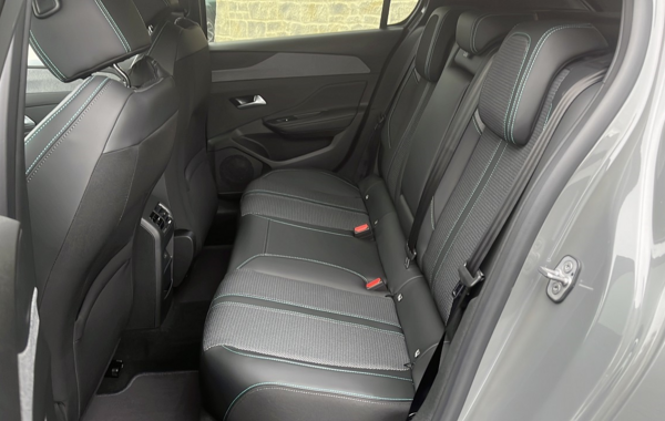 peugeot-308-1-5-bluehdi-130ch-s-s-allure-eat8 - 792144713