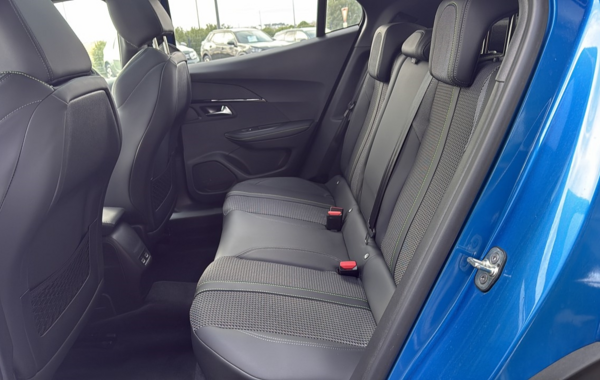 peugeot-2008-1-2-puretech-130ch-s-s-gt-eat8 - 801644713