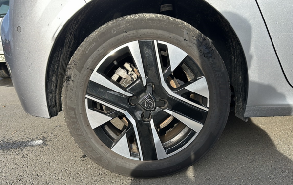 peugeot-208-1-2-puretech-100ch-s-s-allure - 804644713