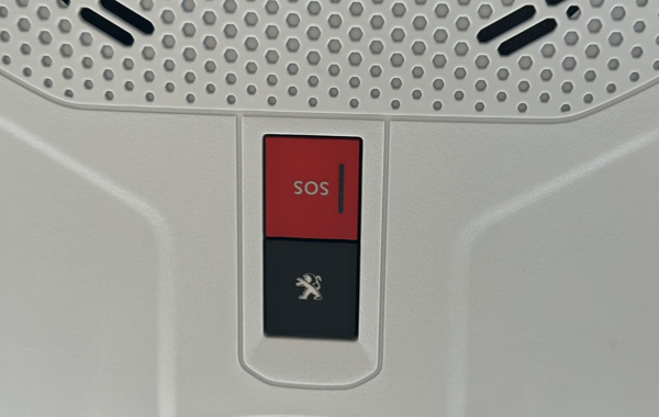 peugeot-2008-1-2-puretech-130ch-s-s-allure-business - 808204713