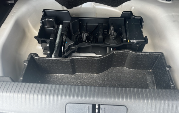 peugeot-2008-1-5-bluehdi-130ch-s-s-gt-eat8-125g - 823894713