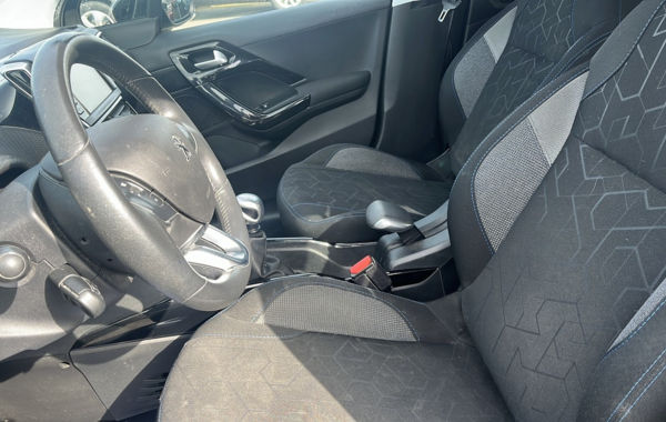 peugeot-2008-1-2-puretech-130ch-e6-c-signature-s-s - 826774713
