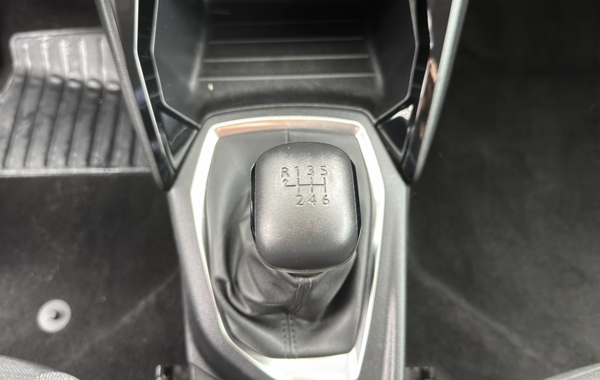 peugeot-2008-1-5-bluehdi-110ch-s-s-style - 834794713