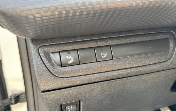 peugeot-2008-1-2-puretech-130ch-gt-line-s-s - 838494713