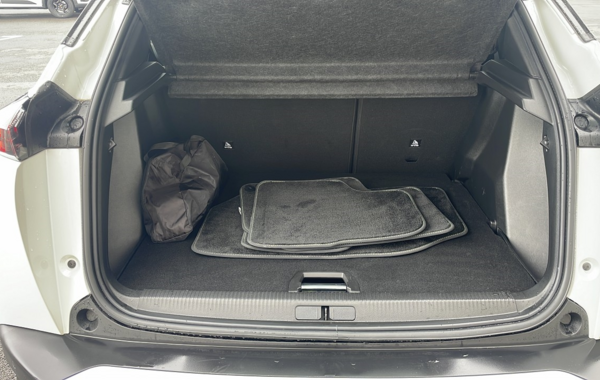 peugeot-2008-1-2-puretech-130ch-s-s-gt-eat8 - 839784713