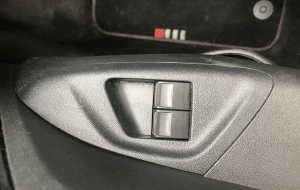 citroen-c1-airscape-vti-68-mentos-5p - 840744713