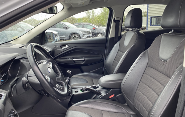 ford-kuga-2-0-tdci-120ch-titanium - 841334713