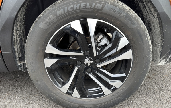 peugeot-2008-1-2-puretech-130ch-s-s-allure-eat8 - 841534713
