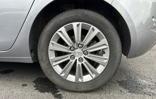peugeot-308-1-5-bluehdi-130ch-s-s-allure-pack - 842124713