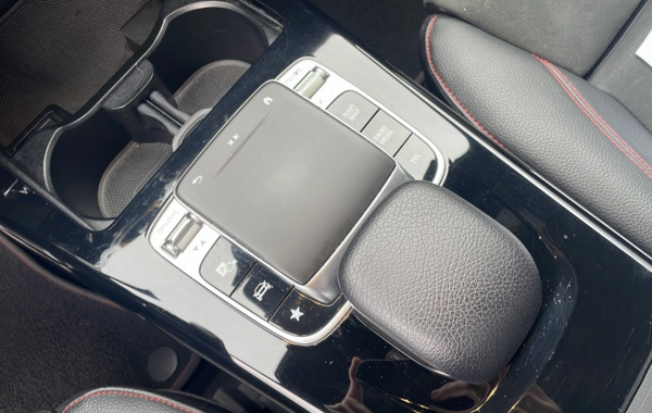 mercedes-classe-a-180-d-116ch-amg-line-7g-dct - 843724713