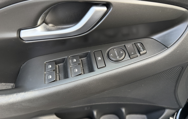hyundai-i30-1-6-crdi-136ch-creative - 844724713