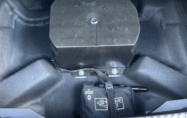 renault-austral-1-2-e-tech-full-hybrid-200ch-techno-24 - 844844713