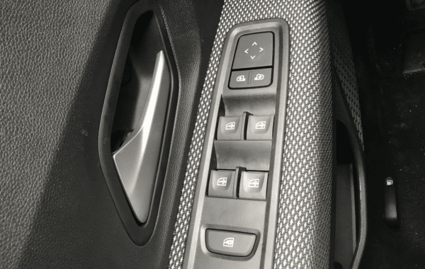 dacia-sandero-1-0-tce-90ch-stepway-expression-cvt-24 - 846364713