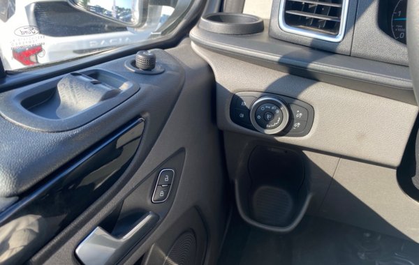 ford-transit-custom-fg-300-l1-h1-2-0-ecoblue-170-s-s-limited-bva6-7cv - 846774713