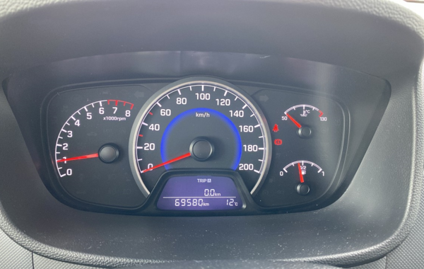 hyundai-i10-1-0-66ch-initia - 849274713
