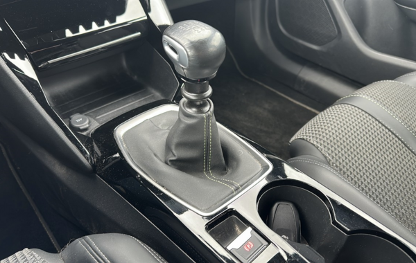 peugeot-2008-1-5-bluehdi-110ch-s-s-gt - 849574713