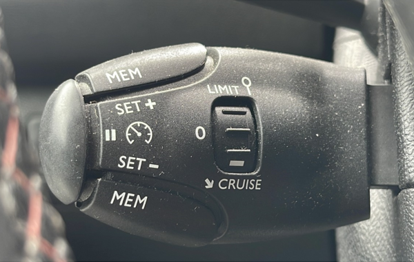 peugeot-308-1-2-puretech-130ch-e6-c-s-s-gt-line-eat8 - 849704713